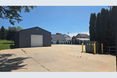 522  Milwaukee St, Lomira, WI 53048 - Photo 13