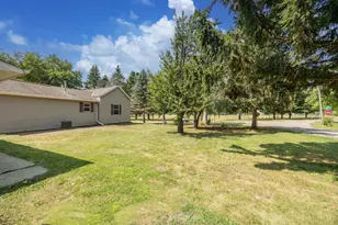 802 Beacon St, Palmyra, WI 53156 - Photo 29