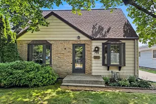 708 S 110 St, West Allis, WI 53214 - Photo 1
