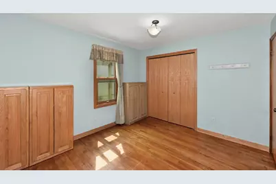 708 S 110th St, West Allis, WI 53214 - Photo 21