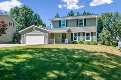 241  Parkview Ct, Pewaukee, WI 53072 - Photo 33