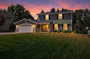 241 Parkview Ct, Pewaukee, WI 53072 - Photo 37