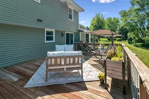 241 Parkview Ct, Pewaukee, WI 53072 - Photo 27