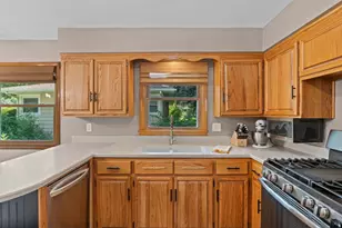 1333 Bluebird Terrace, Waukesha, WI 53188 - Photo 9