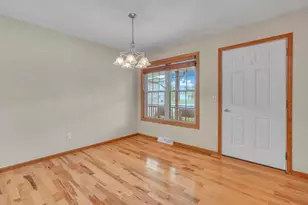 1031 Covington Dr, Sheboygan Falls, WI 53085 - Photo 11