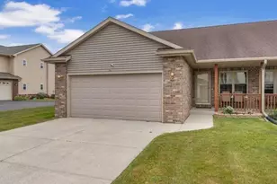1031 Covington Dr, Sheboygan Falls, WI 53085 - Photo 25