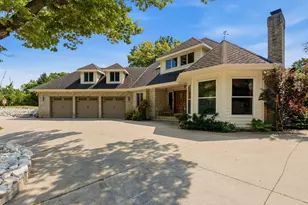 S86W30485 Stonegate Dr, Mukwonago, WI 53149 - Photo 1