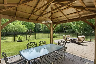S86W30485  Stonegate Dr, Mukwonago, WI 53149 - Photo 49