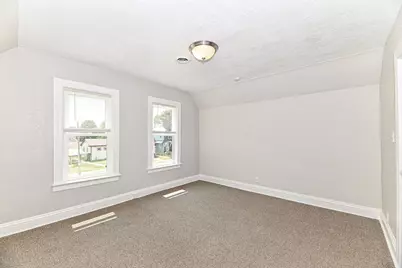 714  Marshall Ave, South Milwaukee, WI 53172 - Photo 25