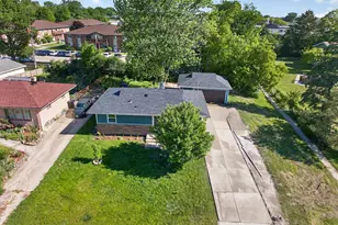 4200 Maryland Ave, Racine, WI 53405 - Photo 5