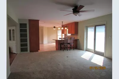 5320 W Lake Dr, West Bend, WI 53095 - Photo 11