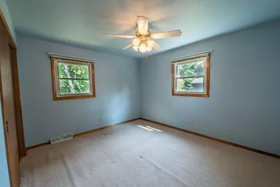 384  Ridge Rd, Juneau, WI 53039 - Photo 29