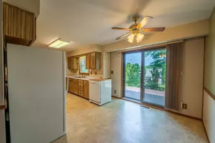384 Ridge Rd, Juneau, WI 53039 - Photo 37
