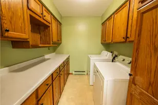 384 Ridge Rd, Juneau, WI 53039 - Photo 13