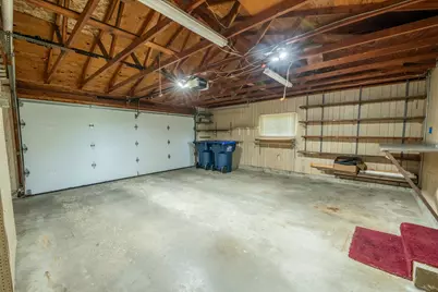 384  Ridge Rd, Juneau, WI 53039 - Photo 51