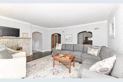 30406  Forest Dr, Burlington, WI 53105 - Photo 9