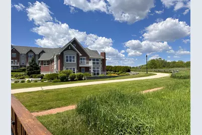 3862 S Lake Dr #105, Saint Francis, WI 53235 - Photo 41