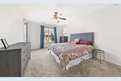 3862 S Lake Dr #105, Saint Francis, WI 53235 - Photo 15