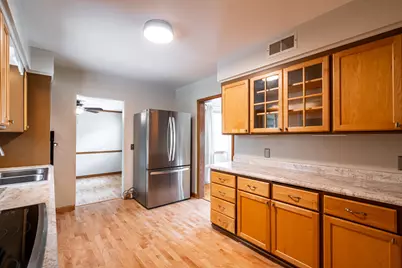3017 W Franklin Ter, Franklin, WI 53132 - Photo 11