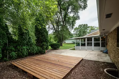 3017 W Franklin Ter, Franklin, WI 53132 - Photo 31