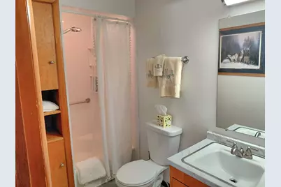 624 E Decker St, Viroqua, WI 54665 - Photo 23
