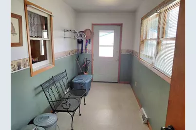 624 E Decker St, Viroqua, WI 54665 - Photo 9