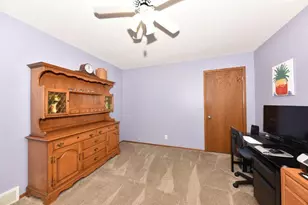 211 Oakview Dr, Slinger, WI 53086 - Photo 17