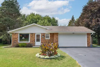 211  Oakview Dr, Slinger, WI 53086 - Photo 1