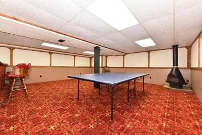 211  Oakview Dr, Slinger, WI 53086 - Photo 21