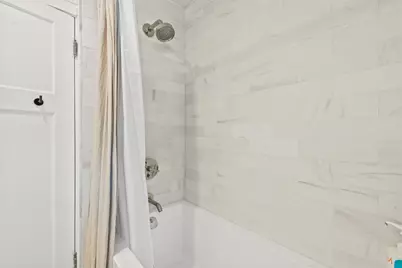 3482 N Frederick Ave, Milwaukee, WI 53211 - Photo 39