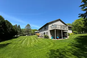 209 Larkspur Ln, Onalaska, WI 54650 - Photo 3