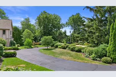 704  Waters Edge Rd, Racine, WI 53402 - Photo 61