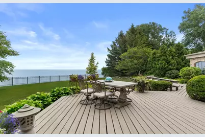 704  Waters Edge Rd, Racine, WI 53402 - Photo 3