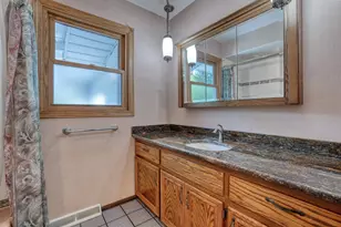 W167 Cottage Ave, Ixonia, WI 53066 - Photo 17