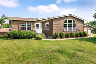 1727 Salem Rd, La Crosse, WI 54603 - Photo 1