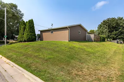 1727  Salem Rd, La Crosse, WI 54603 - Photo 25