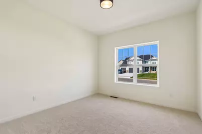 438  Sandstone St, Slinger, WI 53086 - Photo 17