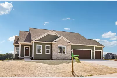 438  Sandstone St, Slinger, WI 53086 - Photo 1