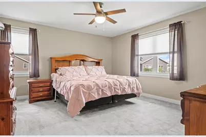2121  Prairie Pl, Holmen, WI 54636 - Photo 11