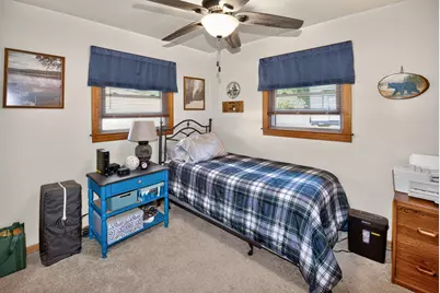 10380 S Chicago Rd, Oak Creek, WI 53154 - Photo 15