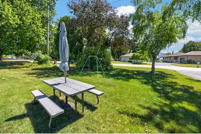 10380 S Chicago Rd, Oak Creek, WI 53154 - Photo 39