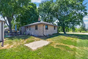 10380 S Chicago Rd, Oak Creek, WI 53154 - Photo 31