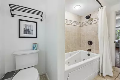 5109 N Woodburn St, Whitefish Bay, WI 53217 - Photo 37