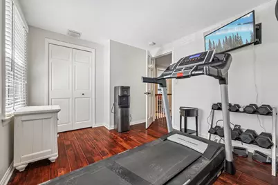 5109 N Woodburn St, Whitefish Bay, WI 53217 - Photo 25