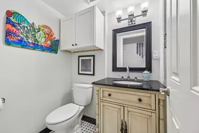 5109 N Woodburn St, Whitefish Bay, WI 53217 - Photo 47