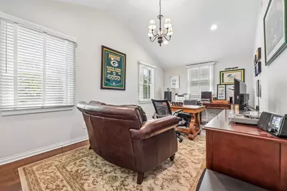 5109 N Woodburn St, Whitefish Bay, WI 53217 - Photo 43