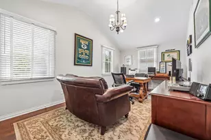 5109 N Woodburn St, Whitefish Bay, WI 53217 - Photo 43
