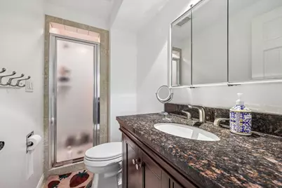5109 N Woodburn St, Whitefish Bay, WI 53217 - Photo 29