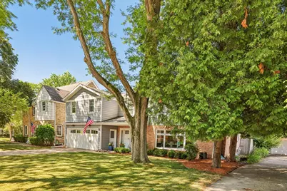 5109 N Woodburn St, Whitefish Bay, WI 53217 - Photo 3