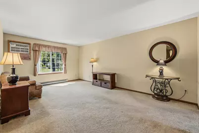 517  Slinger Rd #J-2, Slinger, WI 53086 - Photo 5